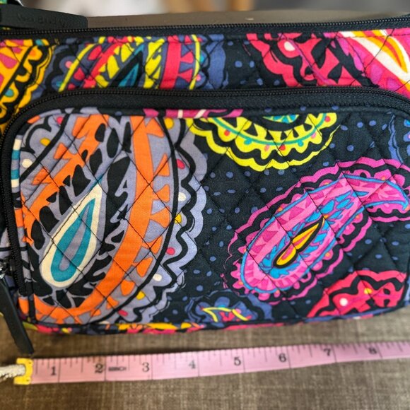 Vera Bradley Triple Zip Hipster Crossbody Bag โ Paisley Print - Picture 2 of 8